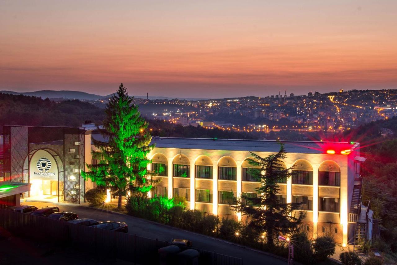 Park Hotel Raya Garden Veliko Tarnovo Exterior photo